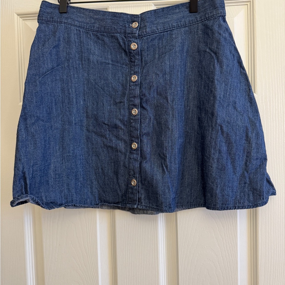 ❤️ Merona Chambray Button Front Mini Skirt Medium